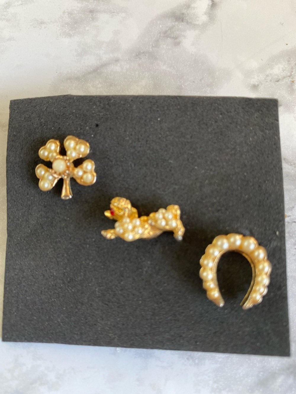 Vintage 3 Pins Poodle, Four Leaf Clover, Horse Shoe in Gold Tone and Faux Pearl